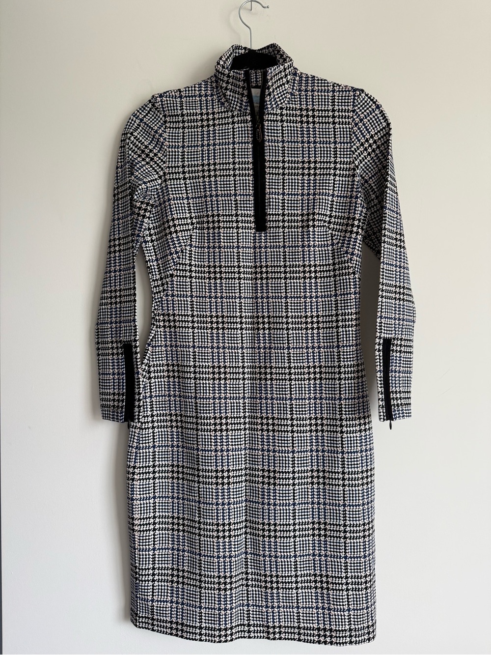 NWT J. McLaughlin houndstooth long sleeve athleisure dress